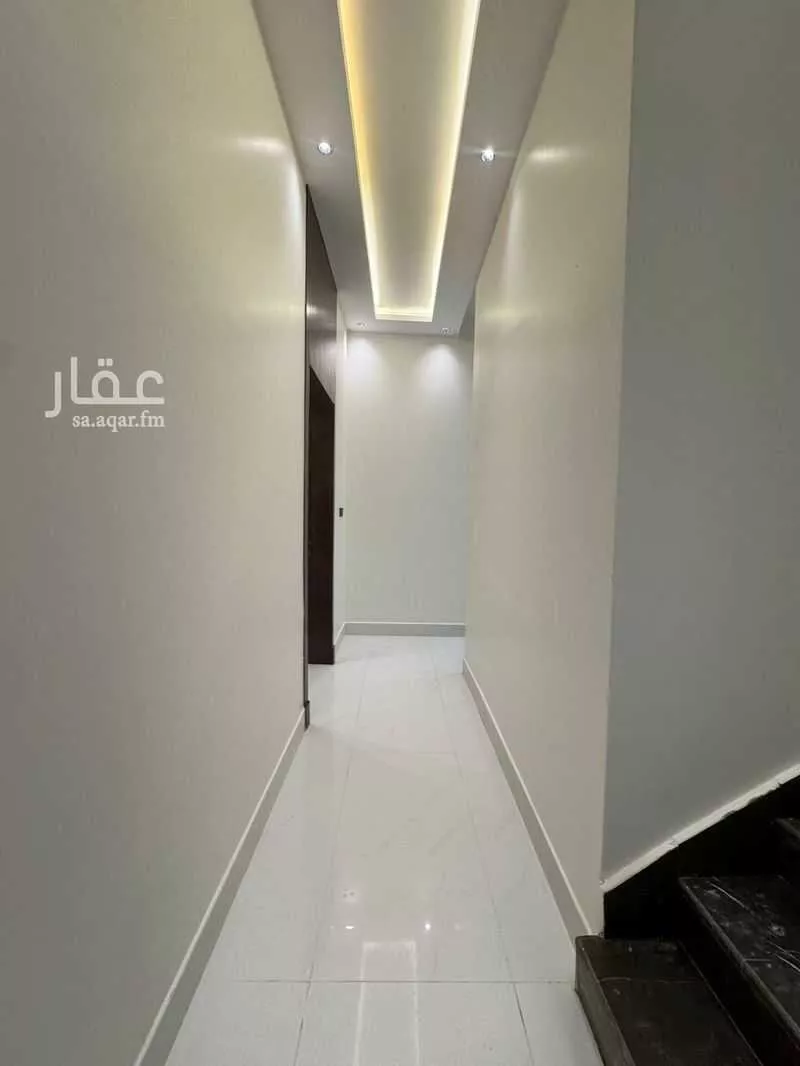 فيلا 4 غرف في الجنادرية 10