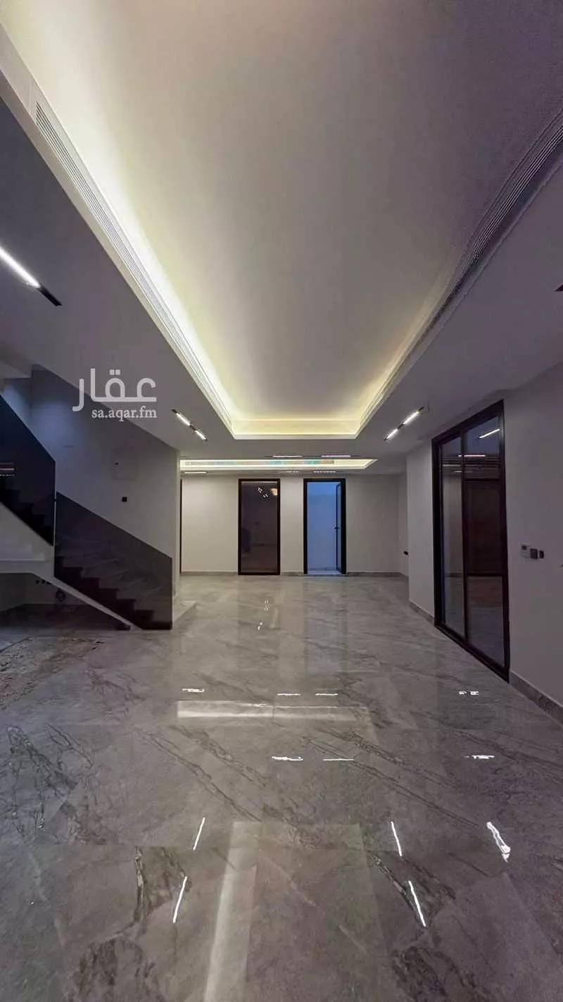 فيلا 4 غرف في العارض 17