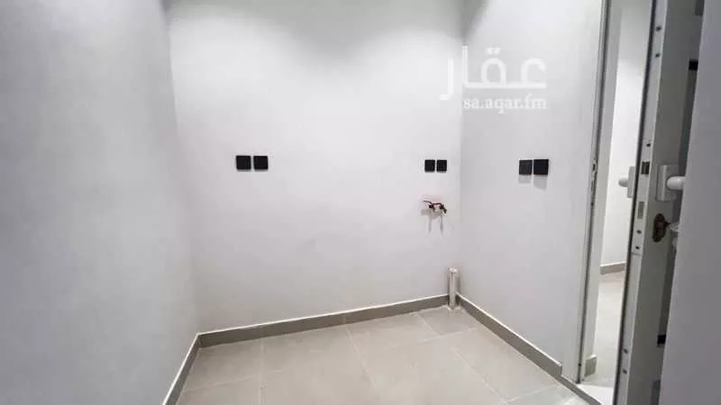 3 bedroom villa in Al Aridh 9