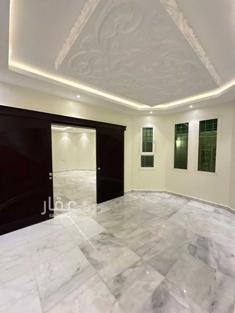 4 bedroom villa in Granada, Riyadh 11