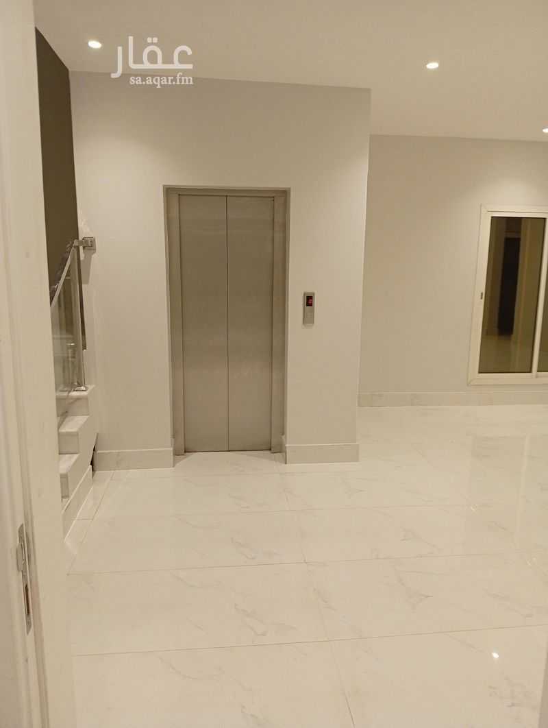 6 bedroom villa in Al Sahafah, Riyadh 16