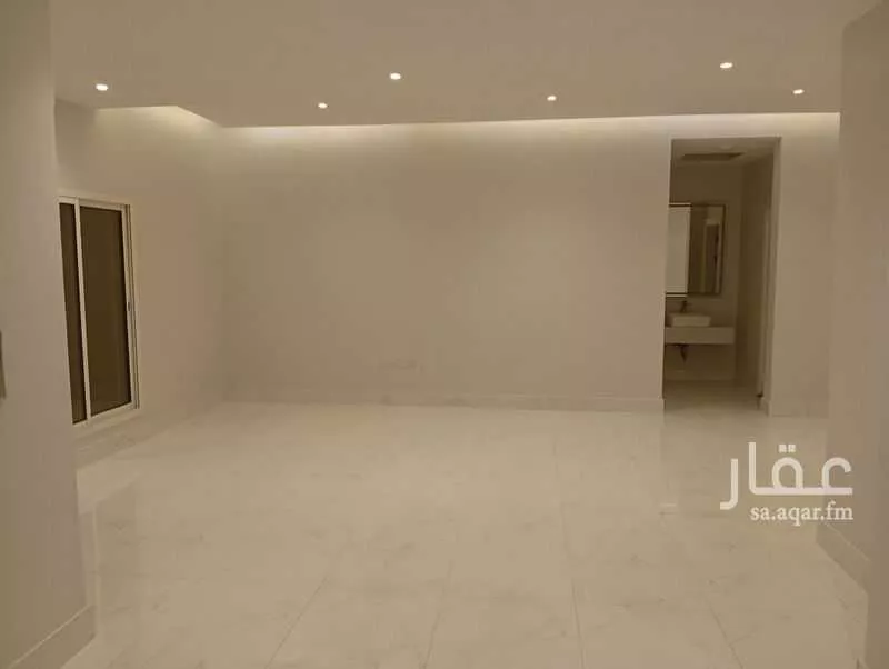 فيلا 6 غرف في الياسمين 15
