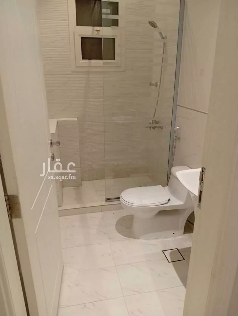 فيلا 6 غرف في الياسمين 7