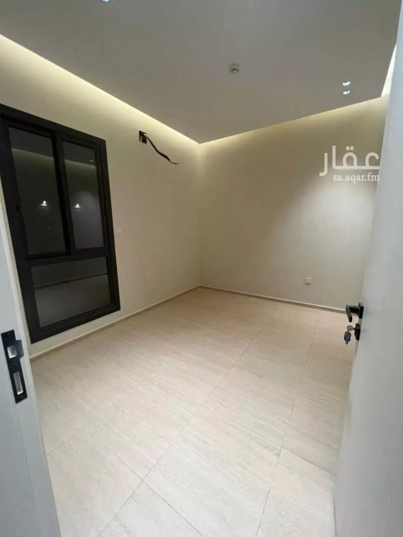 فيلا 3 غرف في العارض 12