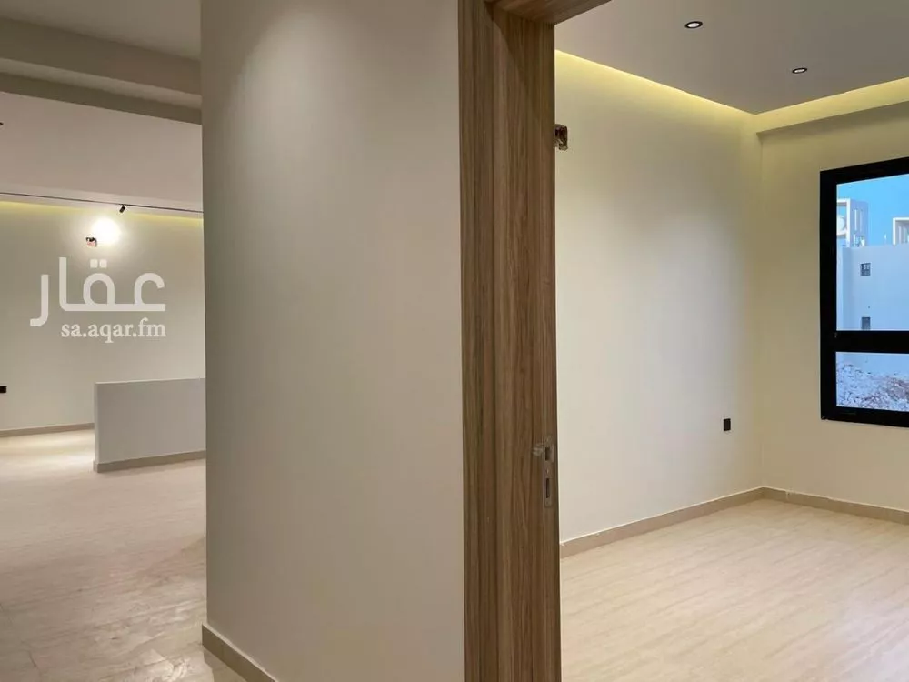 3 bedroom villa in Al Mahdiyyah, Riyadh 16