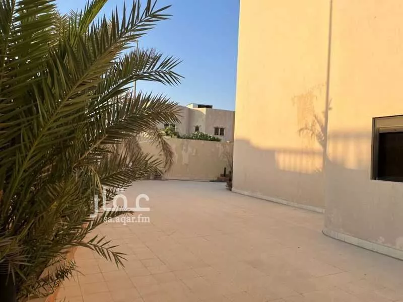 فيلا 7 غرف في الروضة 12