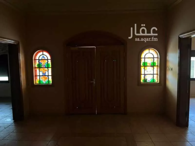فيلا 7 غرف في الروضة 9