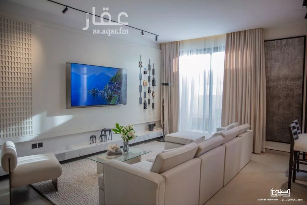 4 bedroom villa in Irqah 8