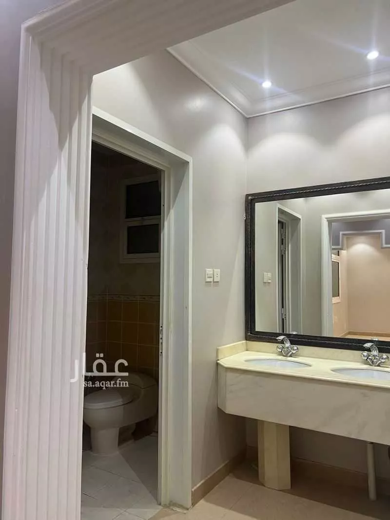 5 bedroom villa in Al Khaleej 2