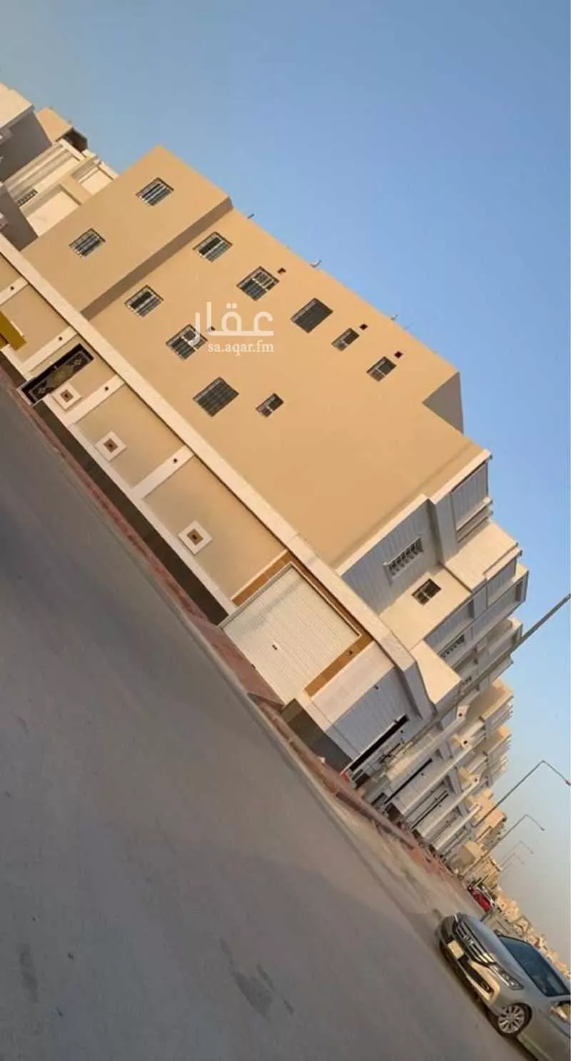 5 bedroom villa in Al Rimal 2