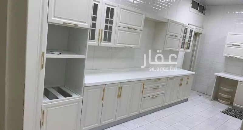 5 bedroom villa in Al Rimal 9