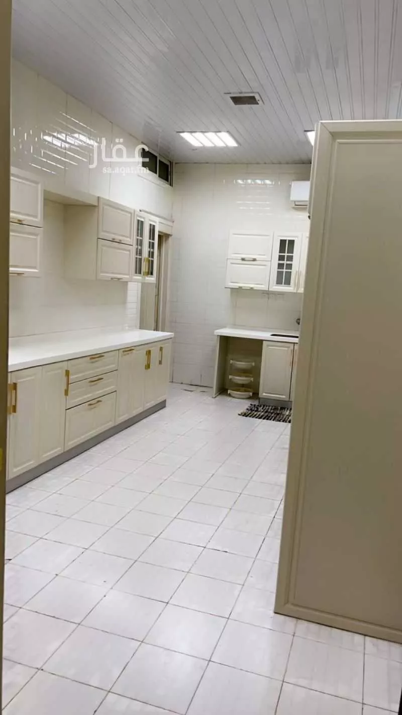 5 bedroom villa in Al Rimal 10