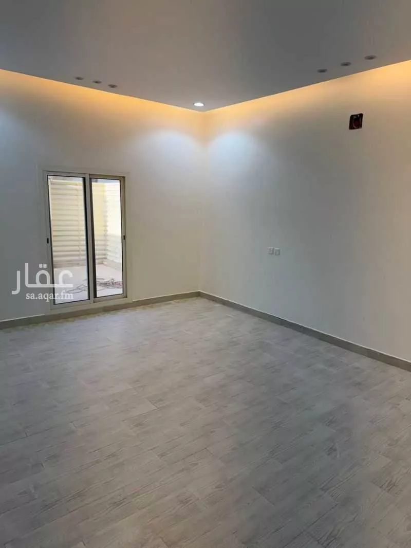 فيلا 5 غرف في الرمال 3