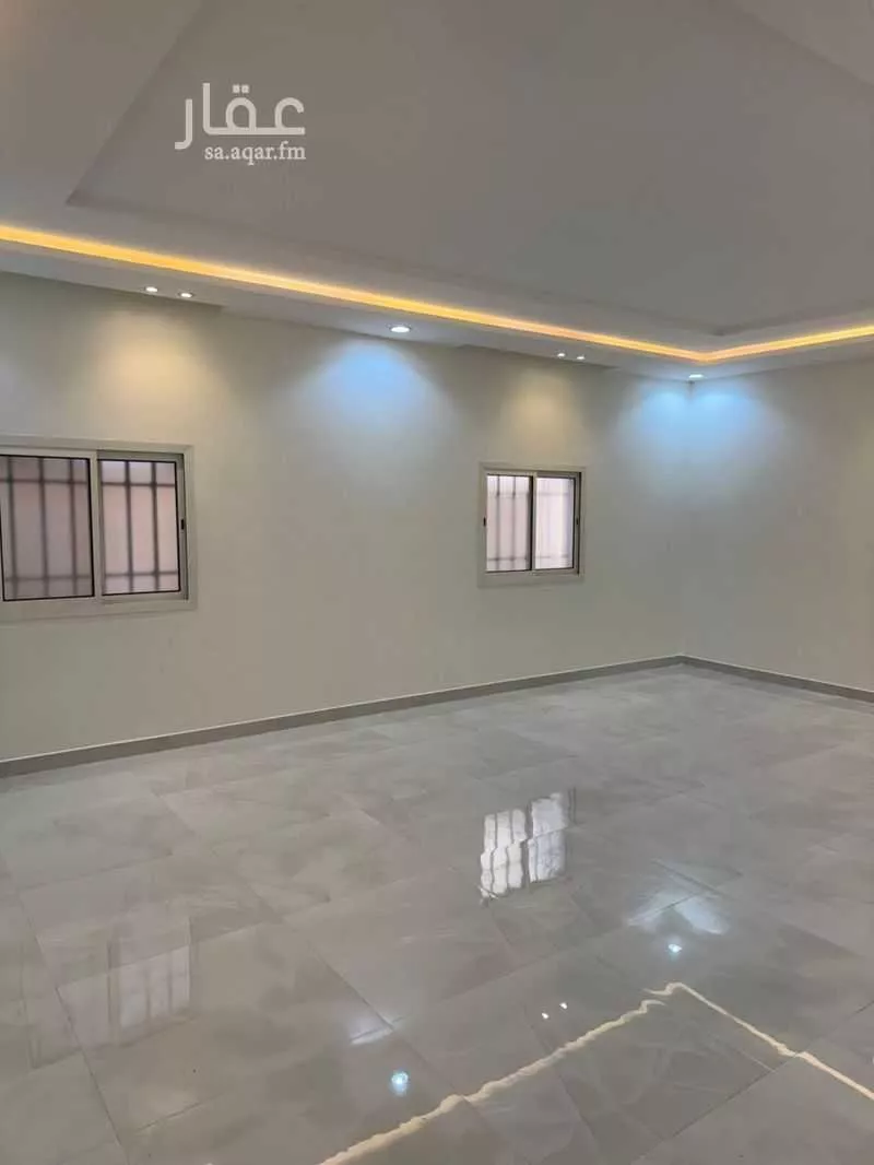 فيلا 5 غرف في الرمال 8