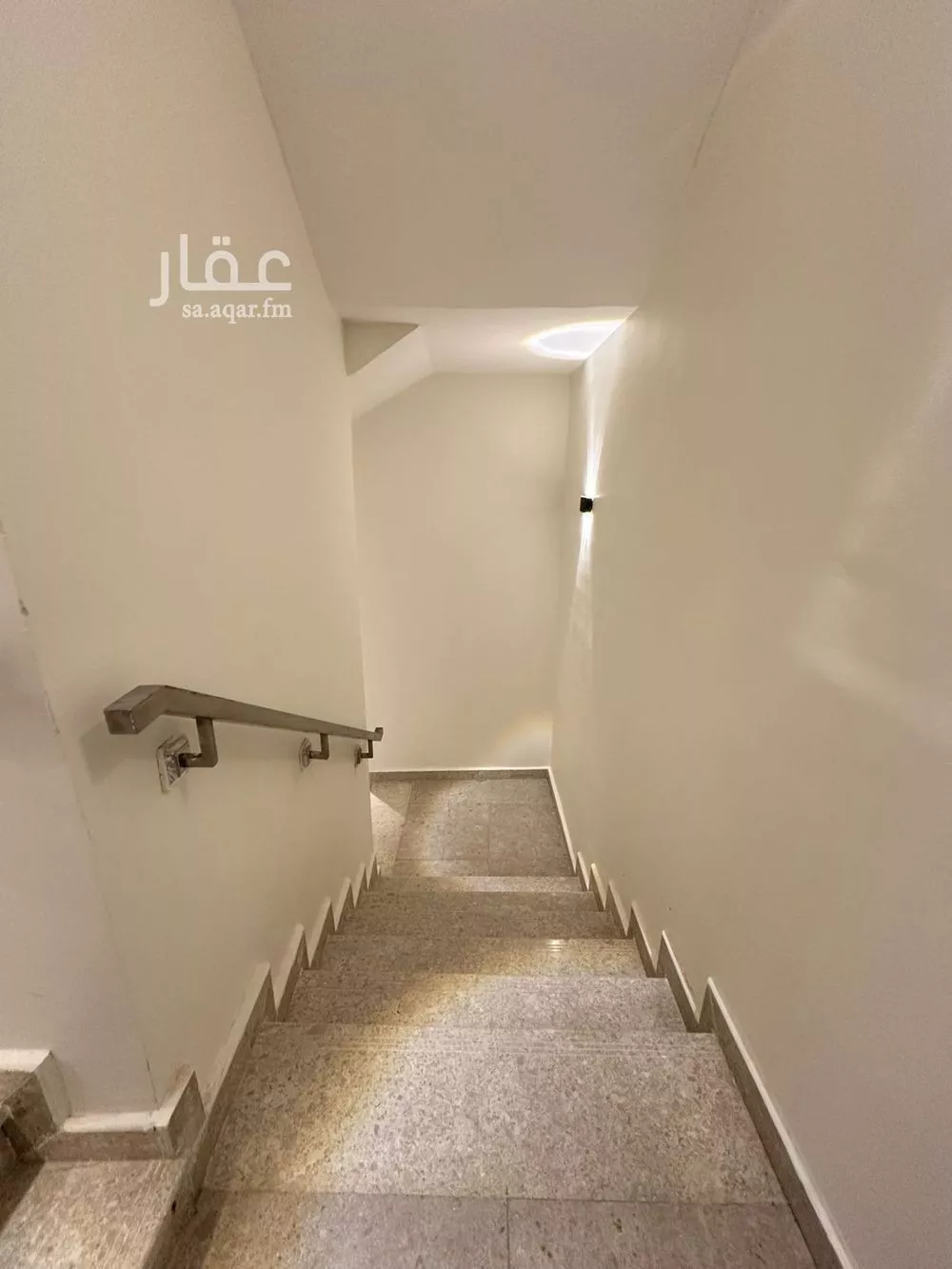 6 bedroom villa in Al Janadriyah 17
