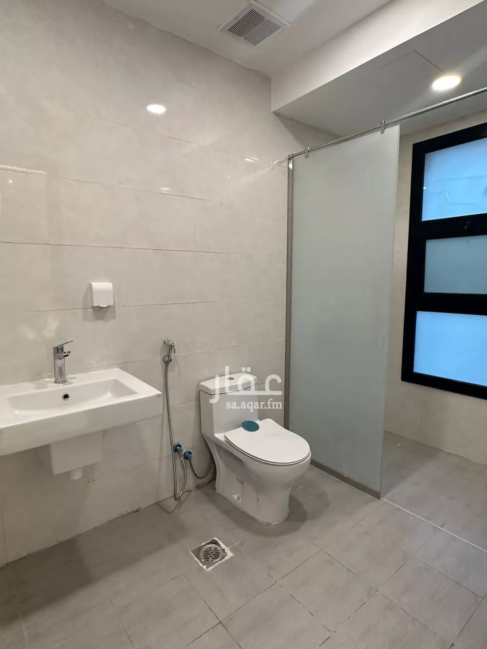 6 bedroom villa in Al Janadriyah 20
