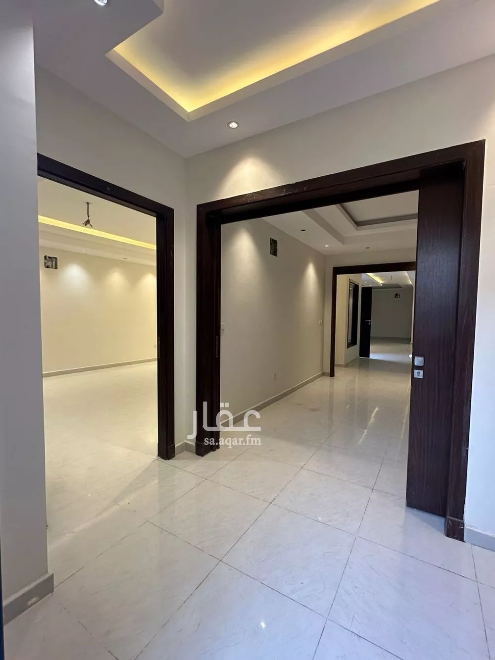 6 bedroom villa in Al Janadriyah 10