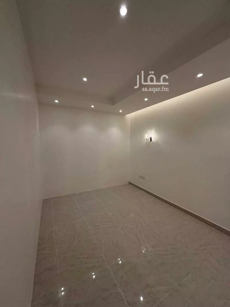 فيلا 3 غرف في النخيل 12