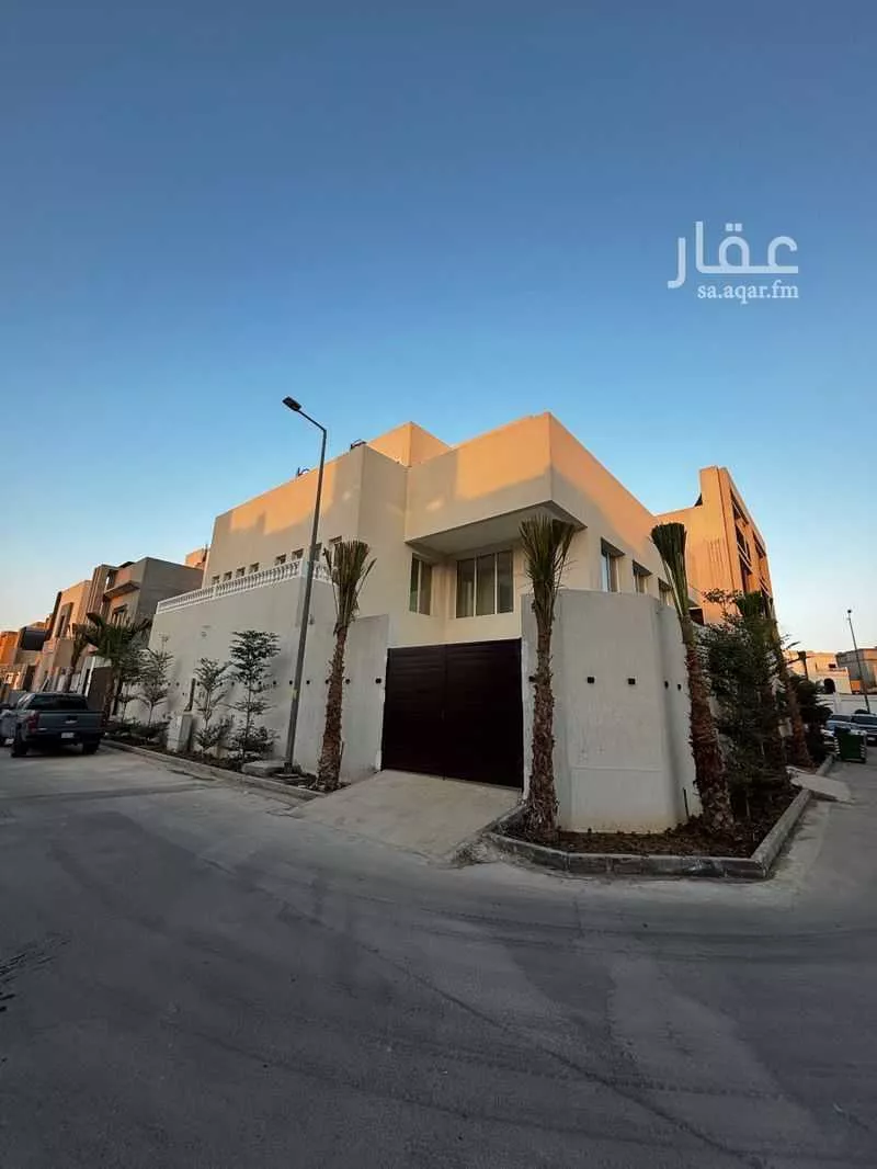 فيلا 3 غرف في النخيل 5