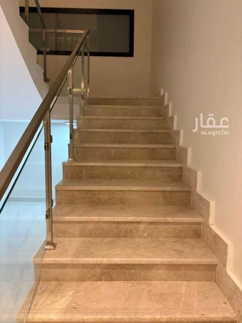 فيلا 4 غرف في الجنادرية 12