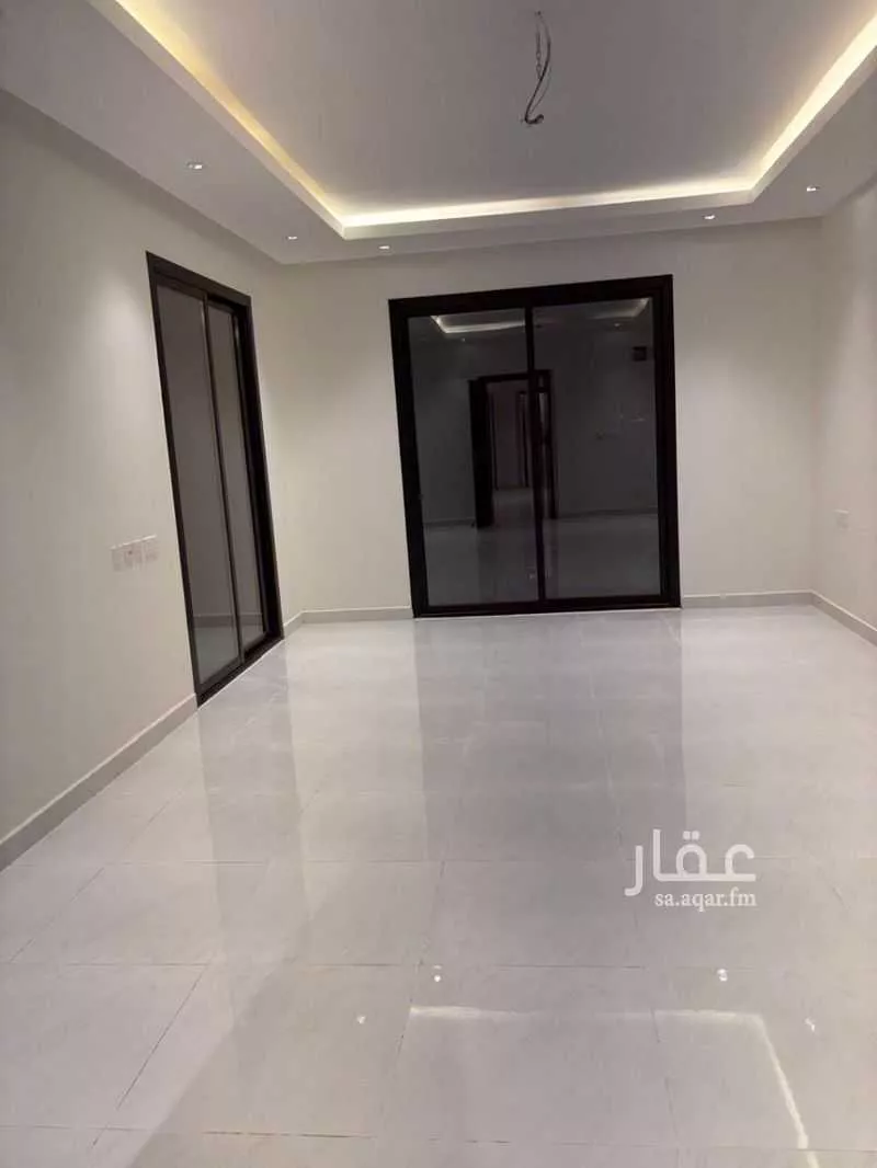 فيلا 4 غرف في الجنادرية 13