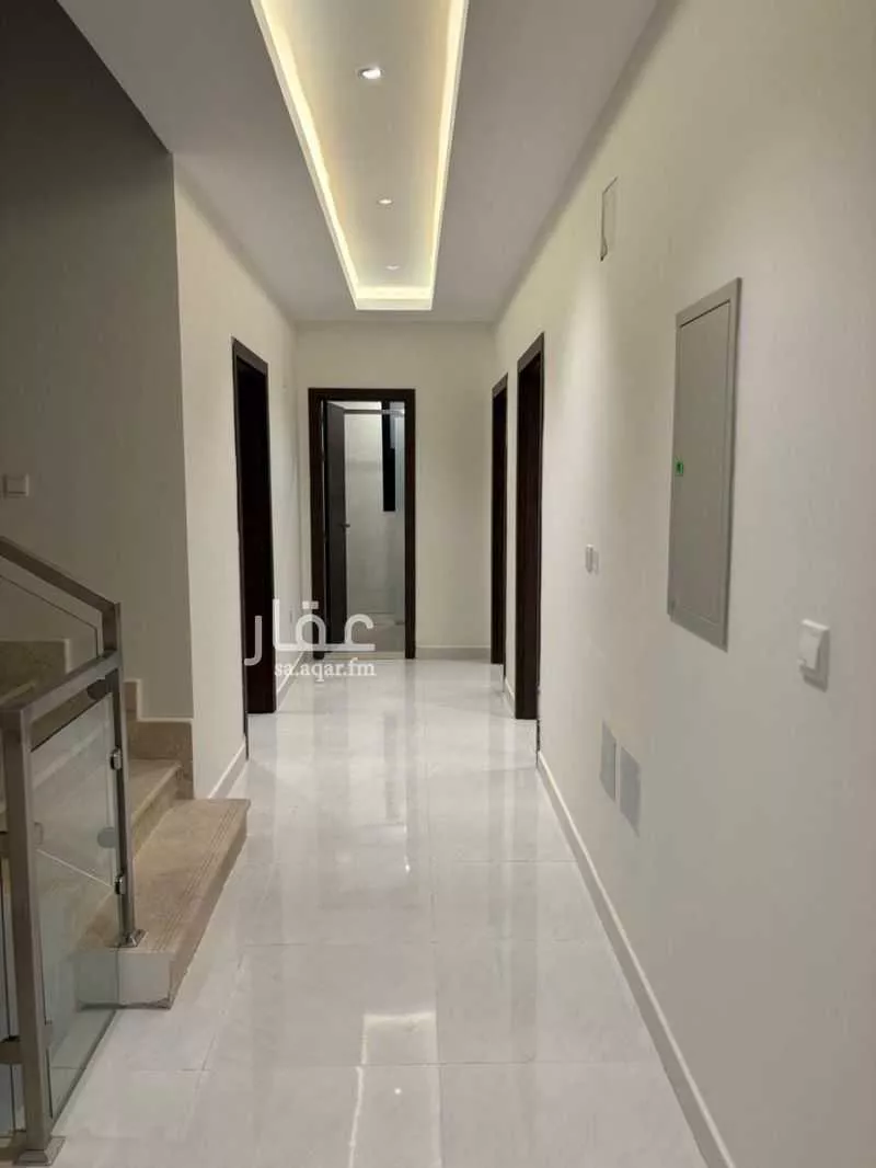 فيلا 4 غرف في الجنادرية 17