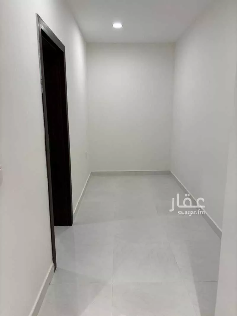 فيلا 4 غرف في الجنادرية 22