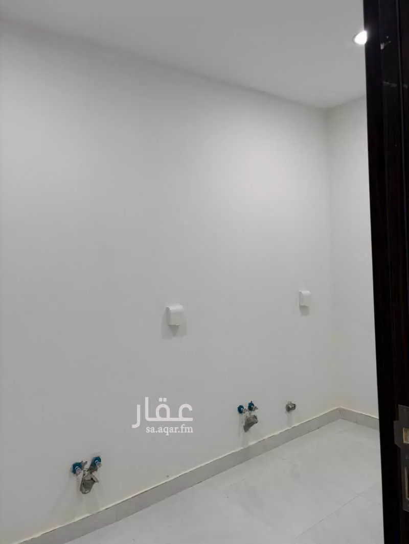 فيلا 4 غرف في الجنادرية 24