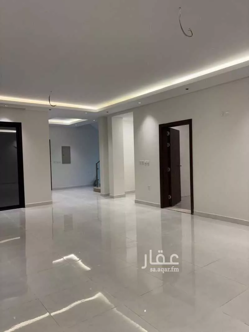 فيلا 4 غرف في الجنادرية 10