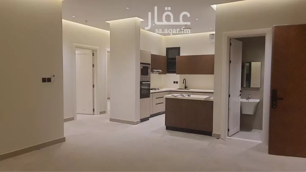 شقة 3 غرف في الملقا 16