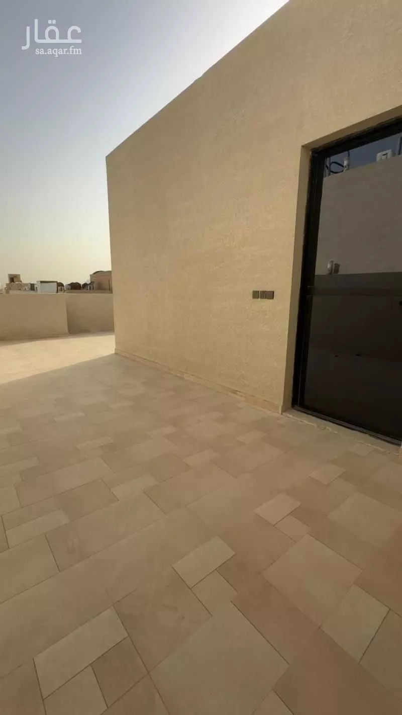 فيلا 4 غرف في الملز 4
