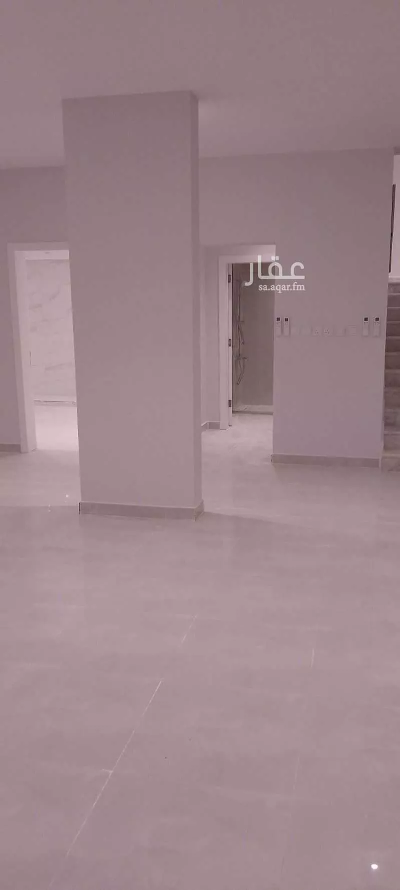 فيلا 16 غرف في النخيل 17