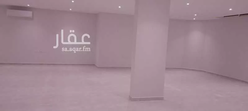 فيلا 16 غرف في النخيل 20