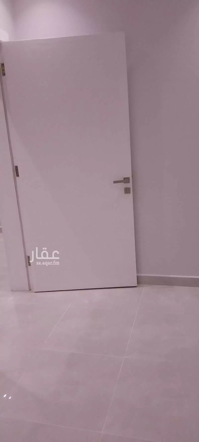 فيلا 16 غرف في النخيل 7