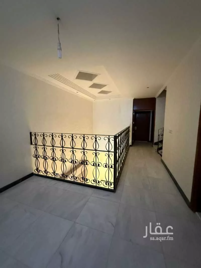 5 bedroom villa in Al Khuzama 5