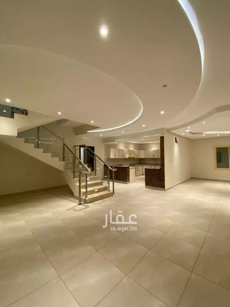 5 bedroom villa in Al Malqa 10