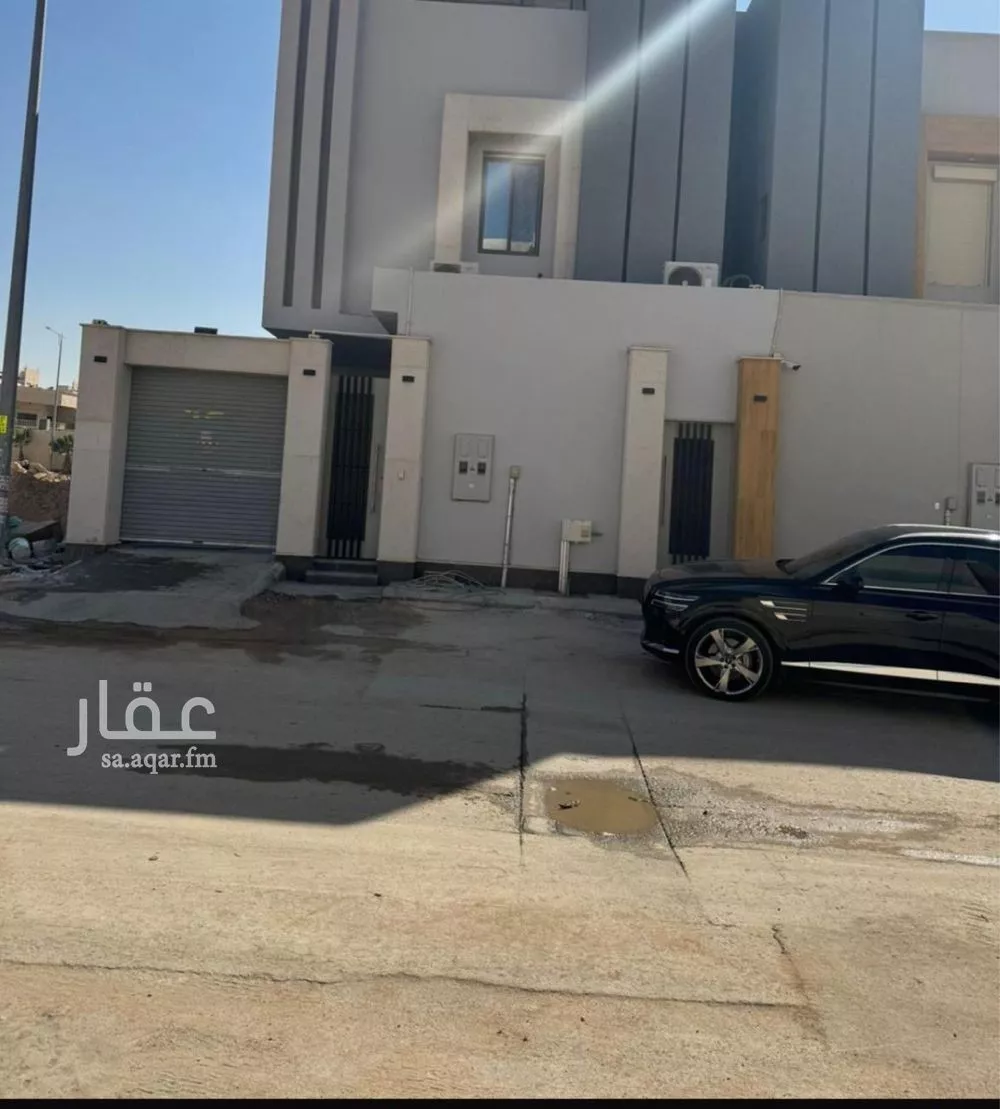 4 bedroom villa in Al Aridh 6
