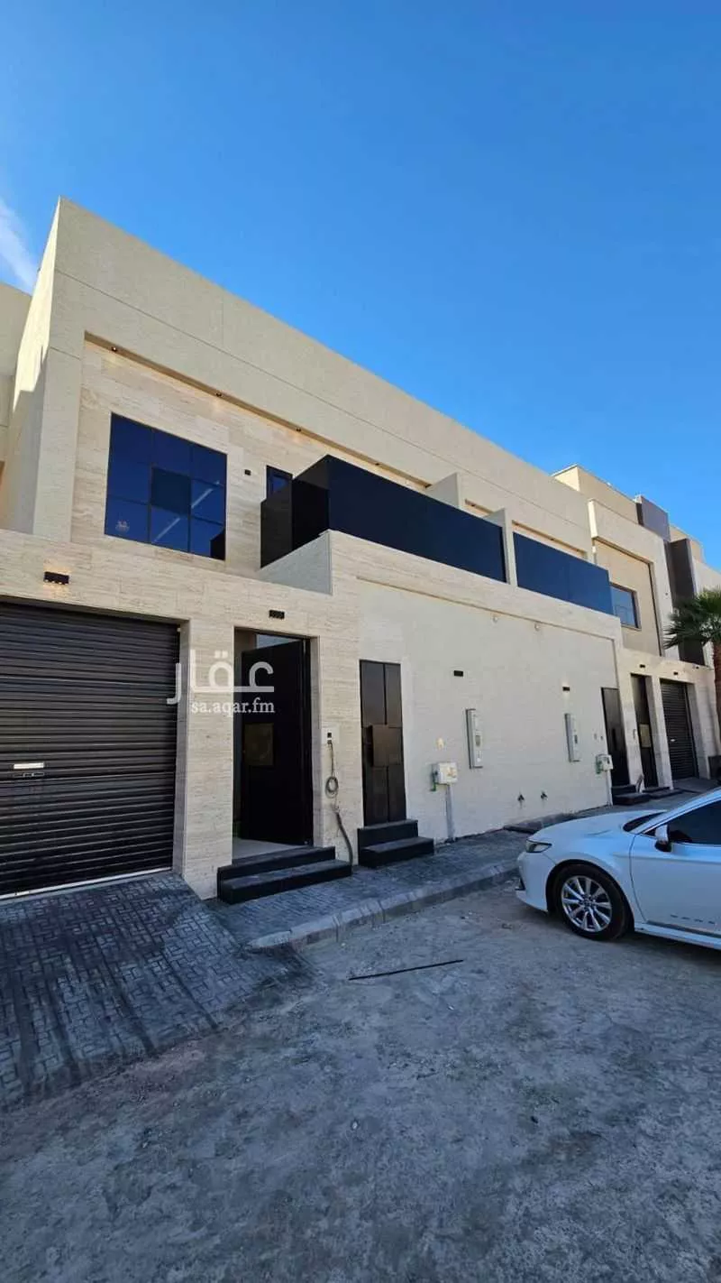5 bedroom villa in Al Malqa 7