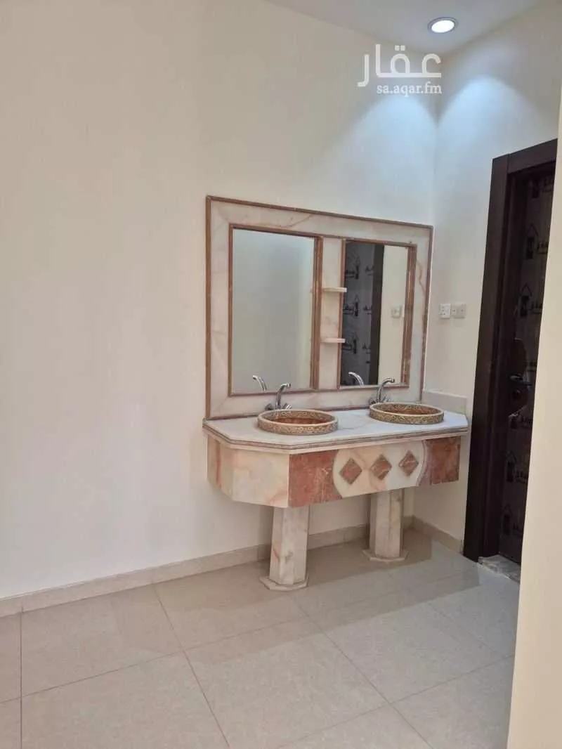 9 bedroom villa in Ishbiliyah, Riyadh 21