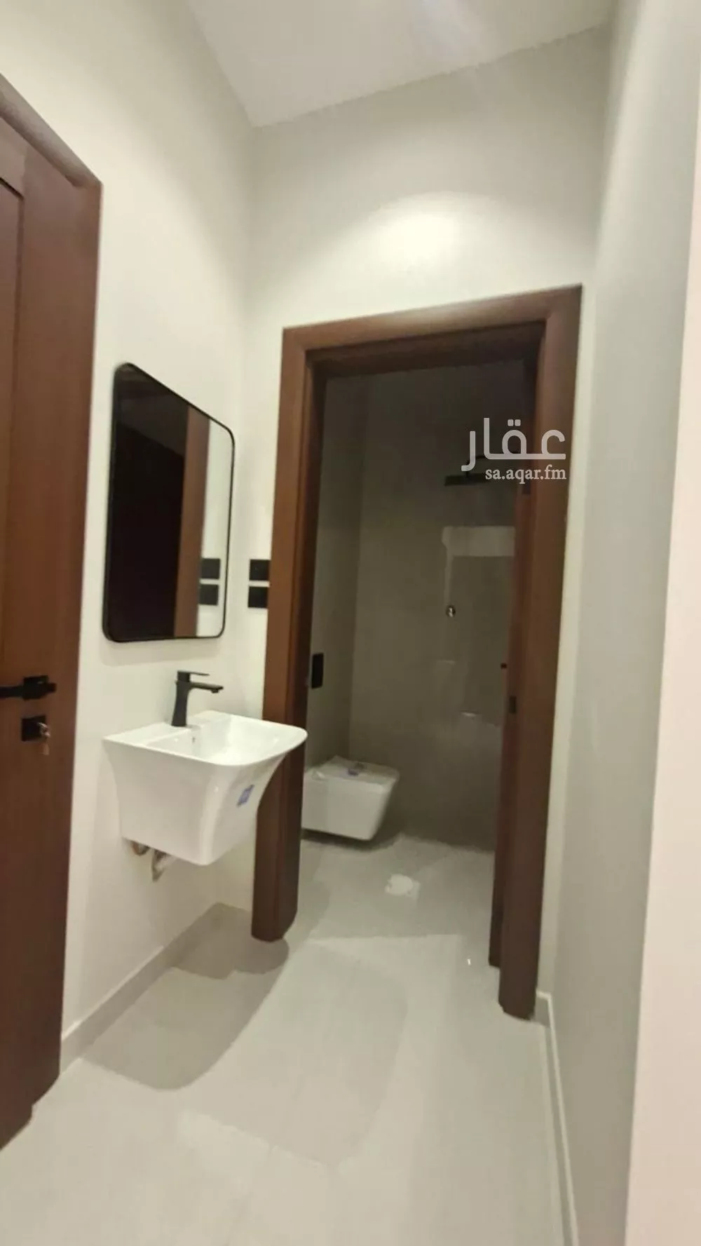 شقة 4 غرف في الشرق 17