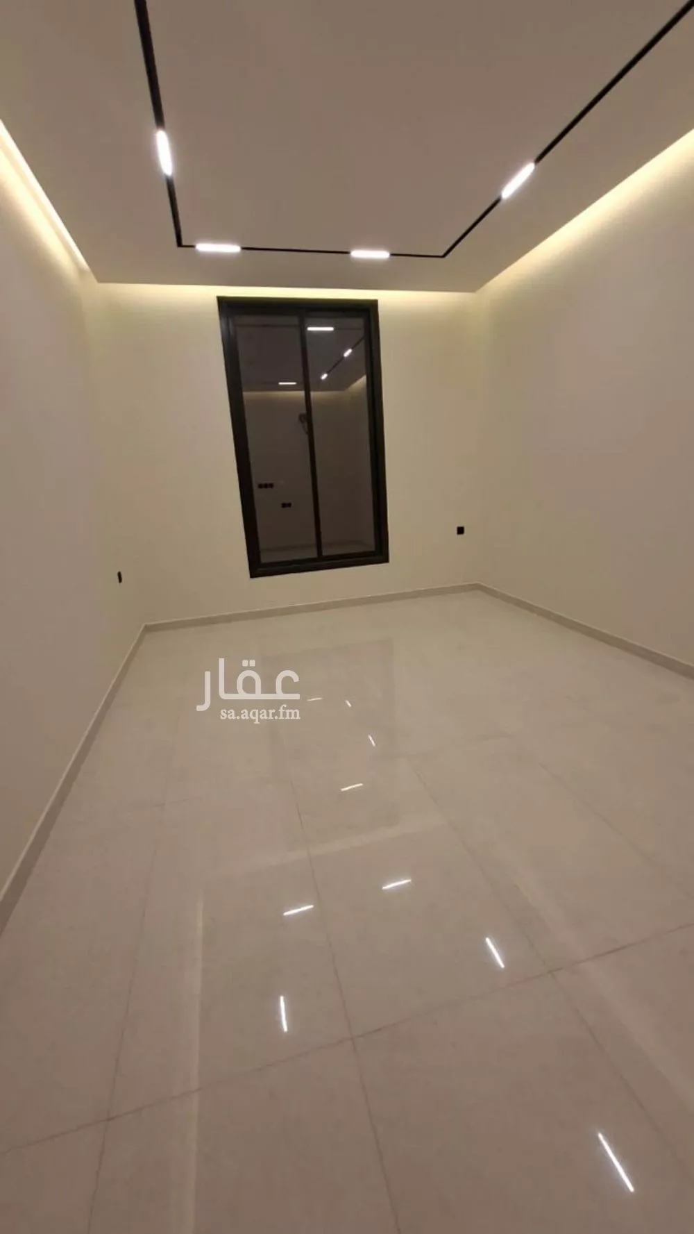 شقة 4 غرف في الشرق 10