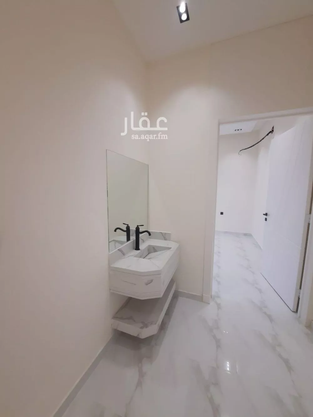 4 bedroom apartment in Al Zahrah, Riyadh 4