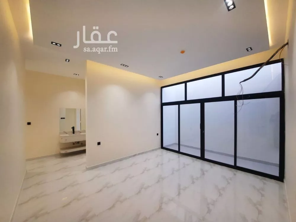 4 bedroom apartment in Al Zahrah, Riyadh 5