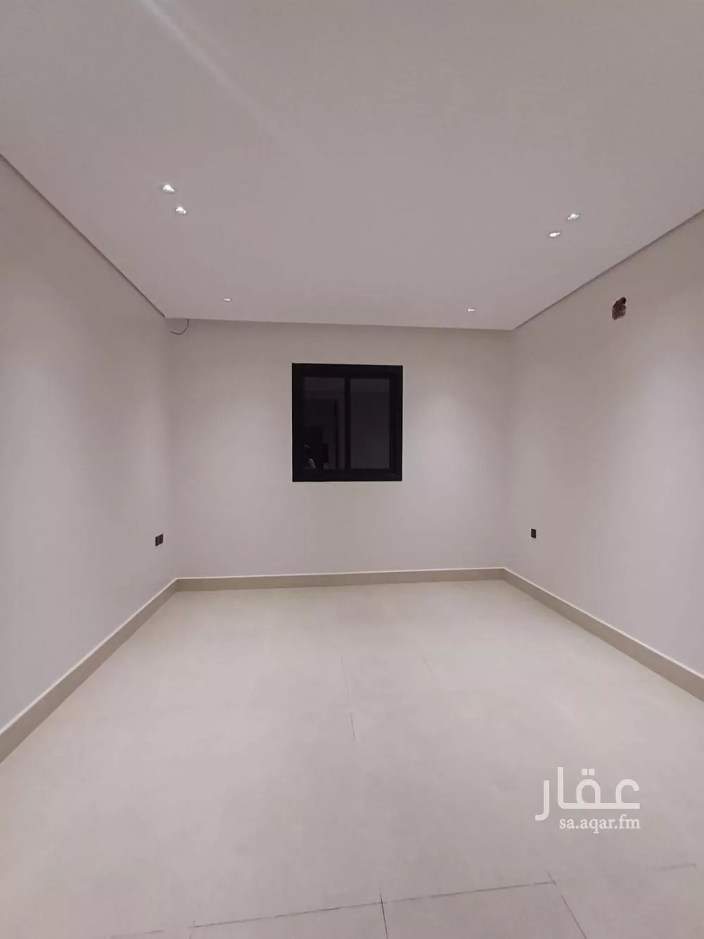 شقة 4 غرف في الرمال 16