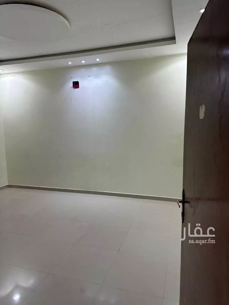 فيلا 6 غرف في ظهرة لبن 9