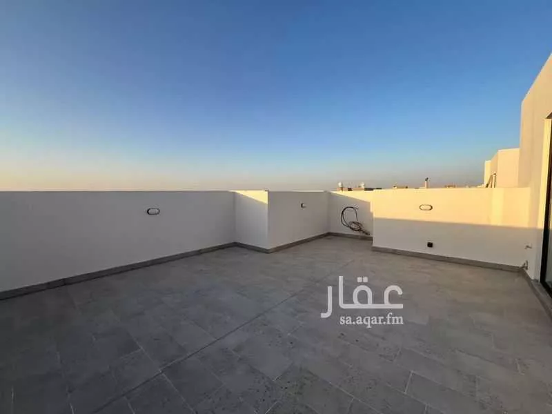 فيلا 5 غرف في المهدية 10