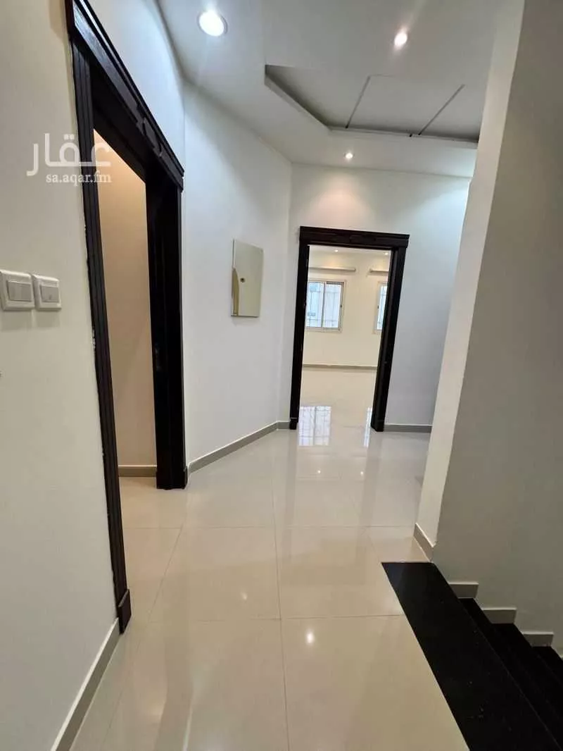 فيلا 6 غرف في الرمال 9