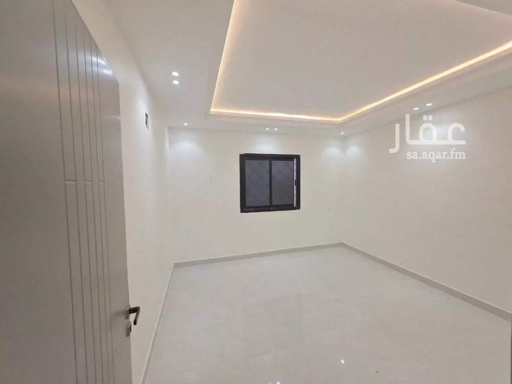 دور 5 غرف في طيبة 18