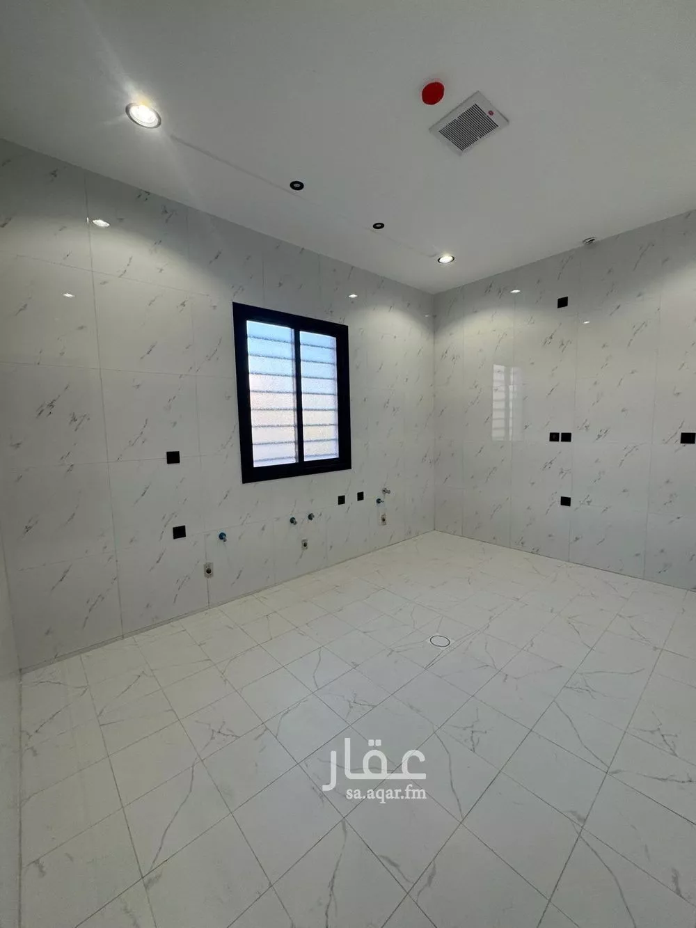 4 bedroom apartment in Ad Dar Al Baida 3