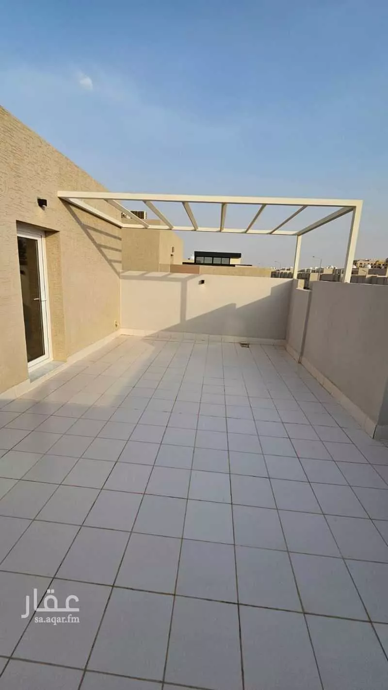 فيلا 5 غرف في العارض 3